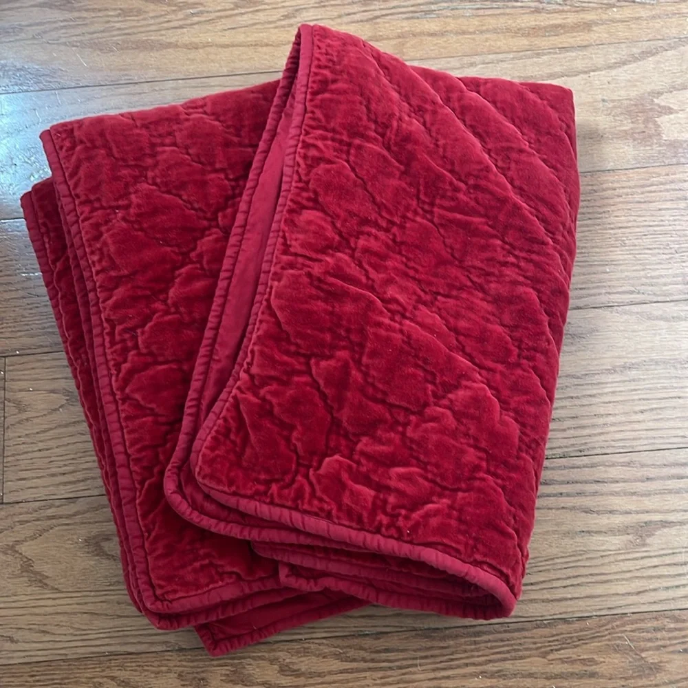 Crate & Barrel Red Velvet Pick Stitch King Shams -2
